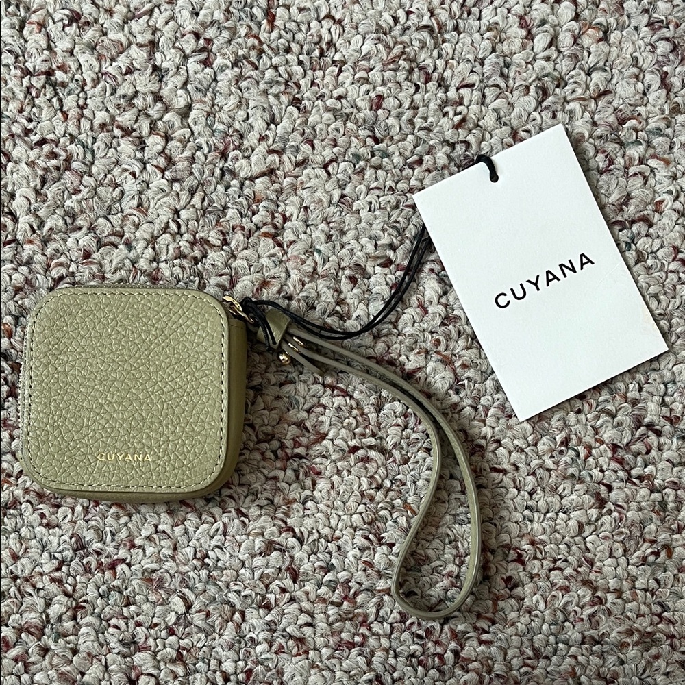 Cuyana Sage Leather AirPod case